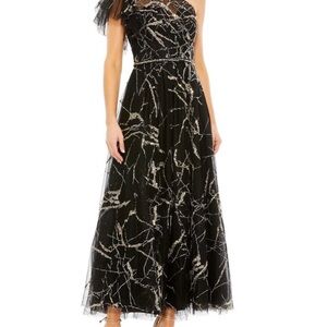 Mac Duggal Black One Shoulder Dress